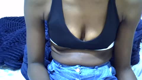 Snapshot of reina_2 chatting on 6, 8, 2026 cutie online show from 6, 8, 2026