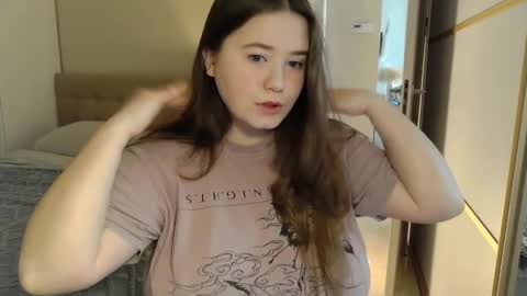 Snapshot of remirann_ chatting on 8, 3, 2025 Ann OF - remirann21 online show from 8, 3, 2025