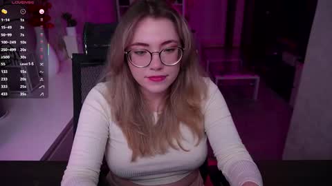 Snapshot of remywild chatting on 22, 11, 2025 RemyWild online show from 22, 11, 2025