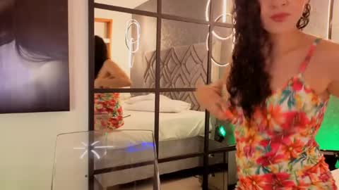 Snapshot of renata_cruz_ chatting on 30, 5, 2026 Renata 3 online show from 30, 5, 2026