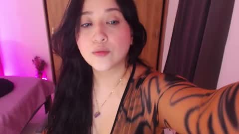 Snapshot of renata_ruiz chatting on 29, 6, 2026 online show from 29, 6, 2026