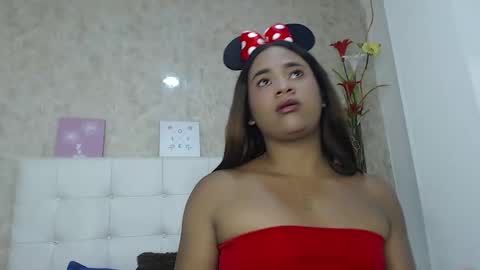 RENATA VALENTINA online show from 29, 3, 2026