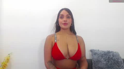 renatabrownn28 online show from 14, 7, 2026