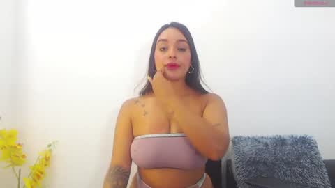 renatabrownn28 online show from 20, 7, 2026