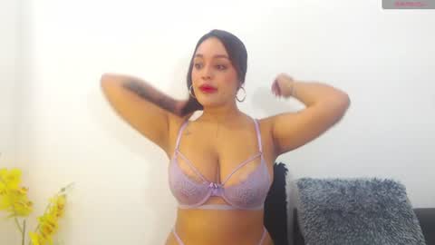 renatabrownn28 online show from 21, 7, 2026