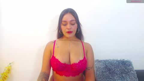 renatabrownn28 online show from 26, 7, 2026