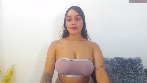 renatabrownn28 online show from 28, 7, 2026
