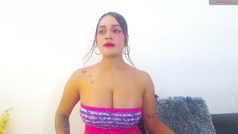 renatabrownn28 online show from 1, 8, 2026