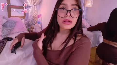 renataleclair online show from 6, 5, 2026