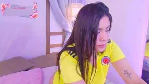 Snapshot of renataleclair chatting on 23, 6, 2026 renataleclair online show from 23, 6, 2026