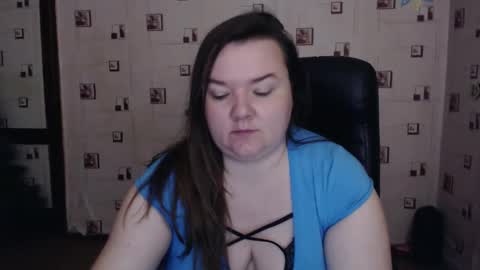 renataoia online show from 31, 1, 2025