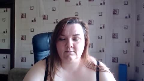 renataoia online show from 7, 6, 2026