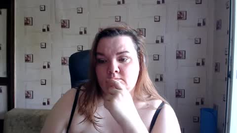 renataoia online show from 28, 6, 2026