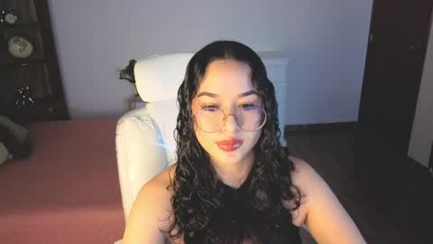 renaxi_smith online show from 30, 4, 2026