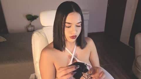 renaxi_smith online show from 7, 8, 2026