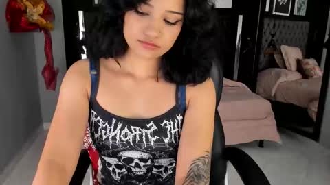 Renee Shelby online show from 22, 12, 2025