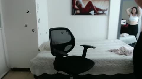 renesmee tanner online show from 26, 1, 2025