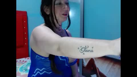 renesmee tanner online show from 25, 9, 2025