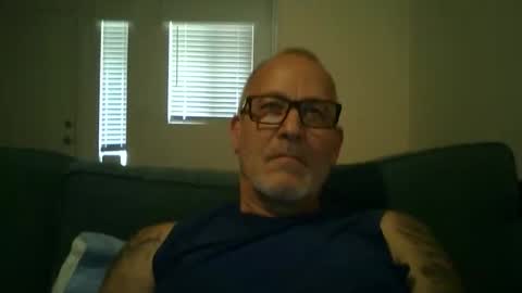 Snapshot of renewaz chatting on 7, 4, 2026 Renewaz online show from 7, 4, 2026