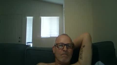 Snapshot of renewaz chatting on 18, 4, 2026 Renewaz online show from 18, 4, 2026