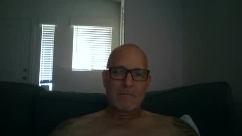 Snapshot of renewaz chatting on 25, 4, 2026 Renewaz online show from 25, 4, 2026