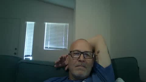 Snapshot of renewaz chatting on 27, 4, 2026 Renewaz online show from 27, 4, 2026