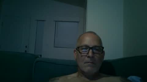 Snapshot of renewaz chatting on 9, 5, 2026 Renewaz online show from 9, 5, 2026