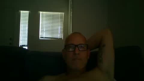 Snapshot of renewaz chatting on 10, 5, 2026 Renewaz online show from 10, 5, 2026