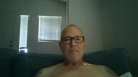 Snapshot of renewaz chatting on 11, 5, 2026 Renewaz online show from 11, 5, 2026