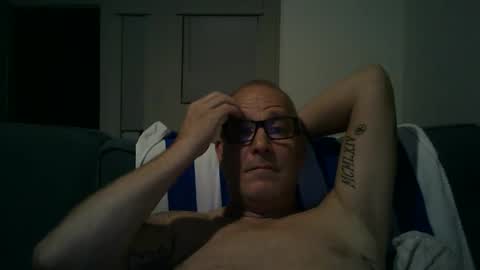 Snapshot of renewaz chatting on 16, 5, 2026 Renewaz online show from 16, 5, 2026