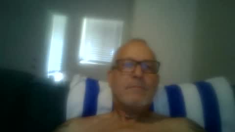 Snapshot of renewaz chatting on 20, 5, 2026 Renewaz online show from 20, 5, 2026
