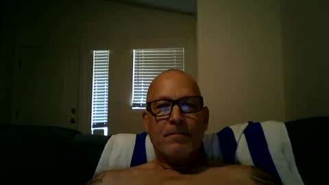 Snapshot of renewaz chatting on 24, 5, 2026 Renewaz online show from 24, 5, 2026