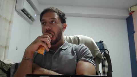 Snapshot of revivedunknown chatting on 18, 12, 2024 Chris online show from 18, 12, 2024