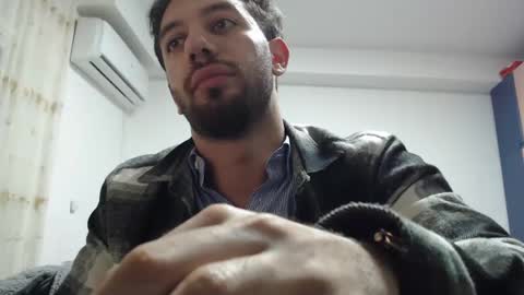 Snapshot of revivedunknown chatting on 25, 12, 2024 Chris online show from 25, 12, 2024