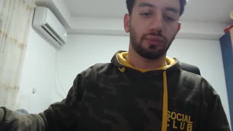 Snapshot of revivedunknown chatting on 16, 1, 2025 Chris online show from 16, 1, 2025