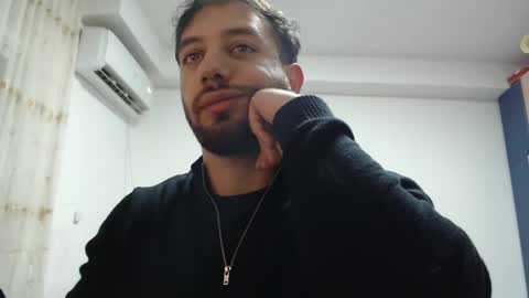 Snapshot of revivedunknown chatting on 18, 1, 2025 Chris online show from 18, 1, 2025