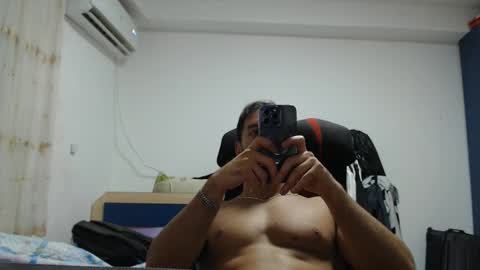 Snapshot of revivedunknown chatting on 13, 9, 2025 Chris online show from 13, 9, 2025