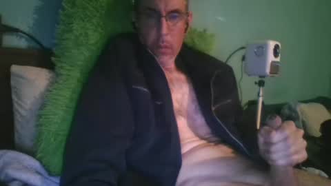 reyes_albert2006 online show from 9, 12, 2024