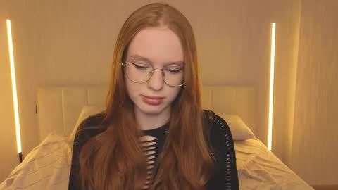 nice to meet you  3  I am Milena online show from 9, 5, 2026