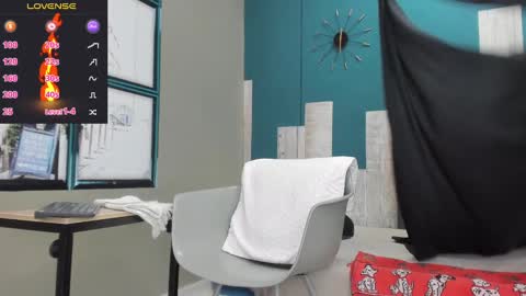 Snapshot of rhaegal_hot chatting on 12, 12, 2024 Rhaegal online show from 12, 12, 2024