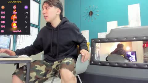 Snapshot of rhaegal_hot chatting on 19, 12, 2024 Rhaegal online show from 19, 12, 2024