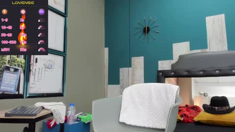 Snapshot of rhaegal_hot chatting on 22, 12, 2024 Rhaegal online show from 22, 12, 2024