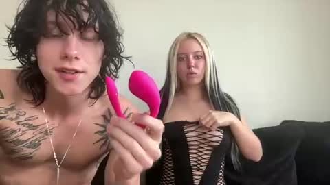 Snapshot of rhaenyra_daemon chatting on 5, 7, 2026 Rhaenyra Daemon online show from 5, 7, 2026