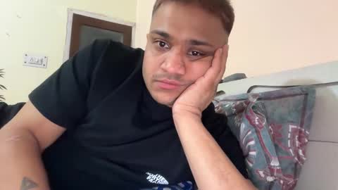 Snapshot of rhythmhates chatting on 19, 10, 2025 Rhythm Hates online show from 19, 10, 2025