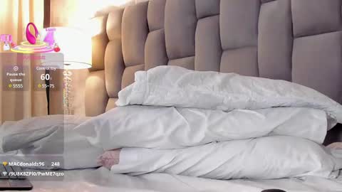 Riana online show from 7, 3, 2025