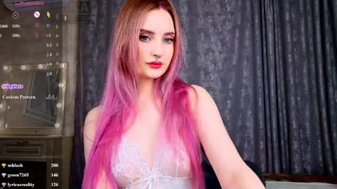 Ria Woods online show from 30, 4, 2026