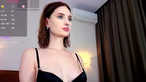 Ria Woods online show from 7, 7, 2026