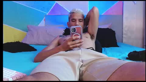 Snapshot of rich_de_la_rosa chatting on 4, 3, 2026 rich and kitty online show from 4, 3, 2026