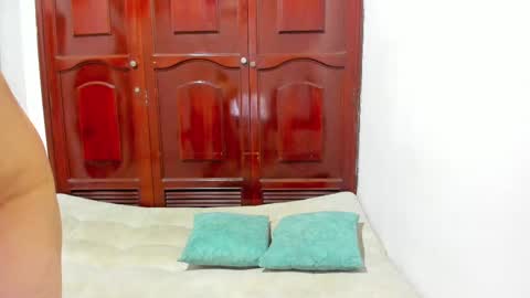 ronald and victoria online show from 19, 12, 2024