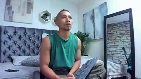 Snapshot of richar_voller chatting on 3, 7, 2026 richar_voller online show from 3, 7, 2026